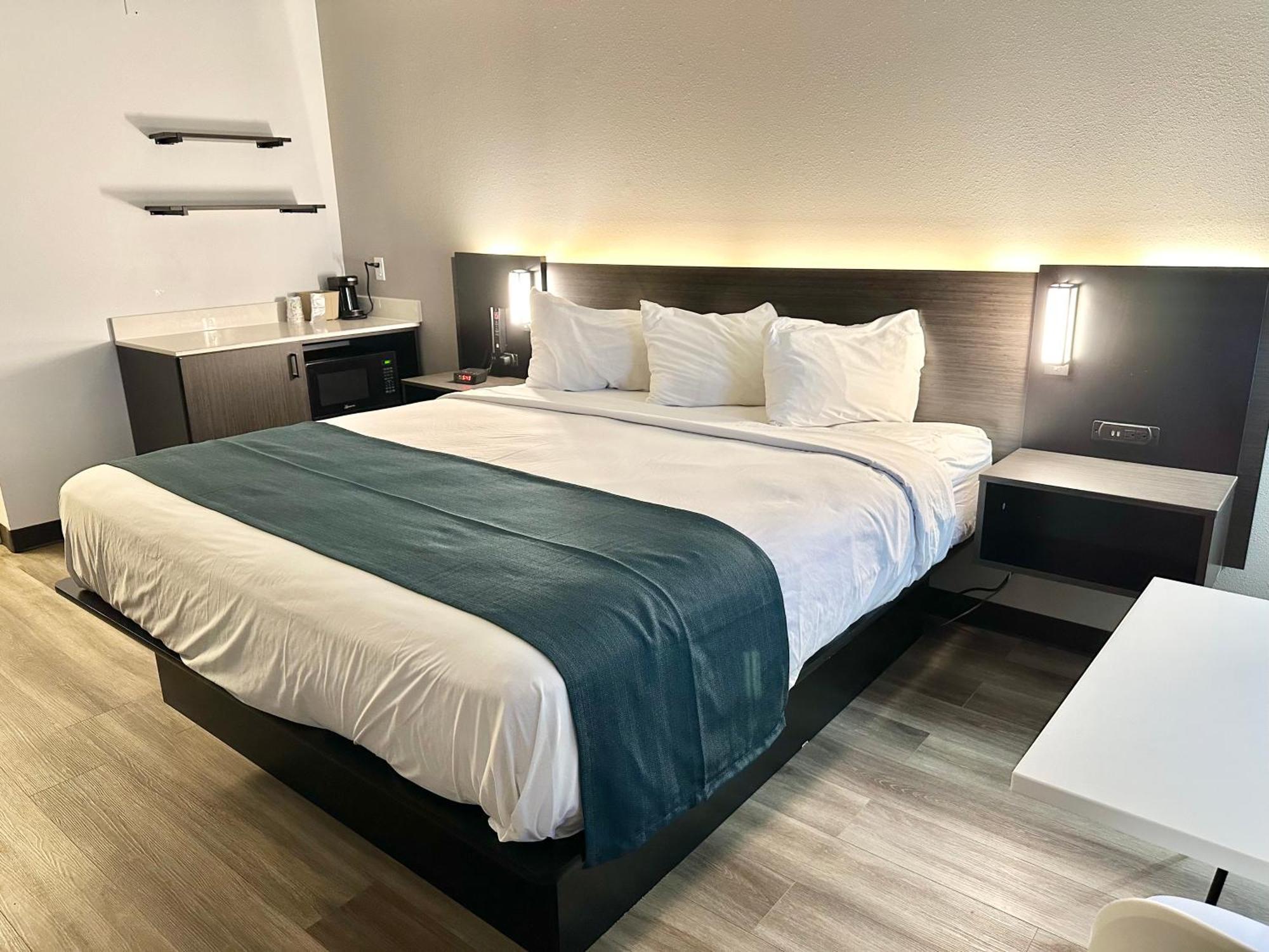 Studio 6 Suites Louisville Ky Airport/Expo Center Bagian luar foto